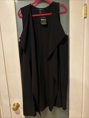 Forever 21 Black Sleeveless Draped Maxi Vest Dress